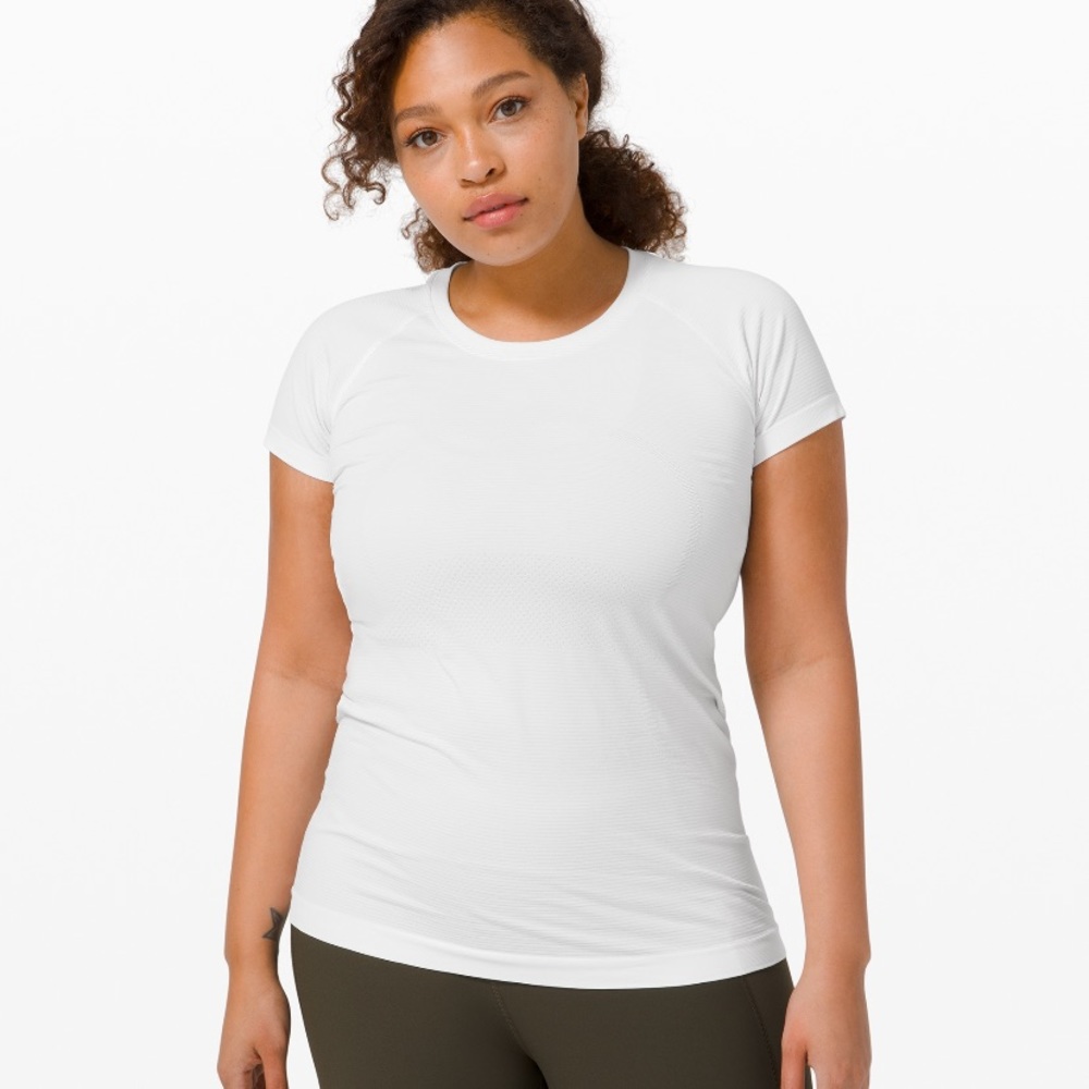 Lululemon short sleeve shirt